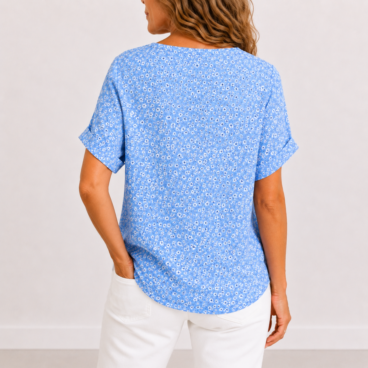 Véronique - Blouse Florale Élégante