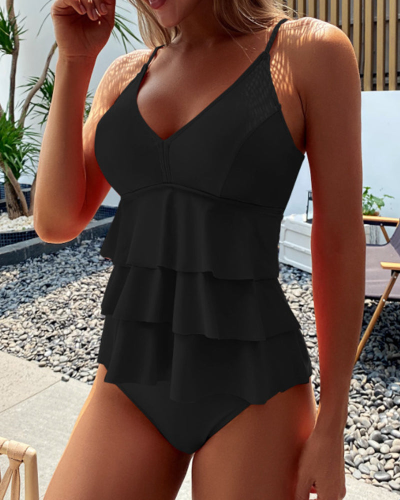 Lia – Maillot de Bain Uni avec Volants Élégants